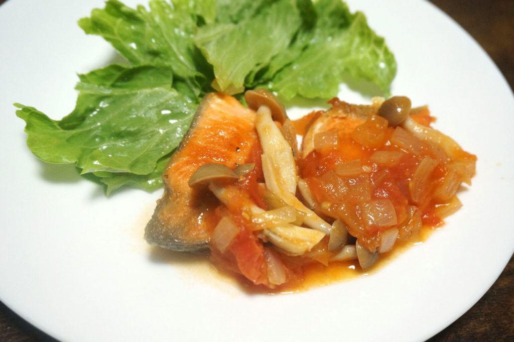 鮭のトマト煮